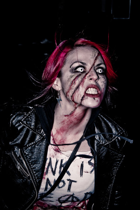 zombie-photos-7 zombie-photos-7