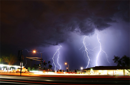 23-Intersection Photos of Lightning - Intersection