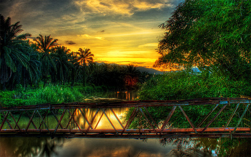 (momoc hdr