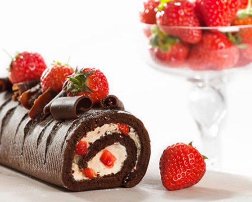 Food and Drink Photography Swiss Roll Style Chocolate Cake 42 food-and-drink-photography-42