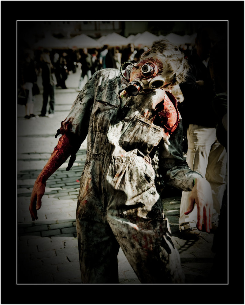 Zombie Photo 10 Zombie-Photo-10
