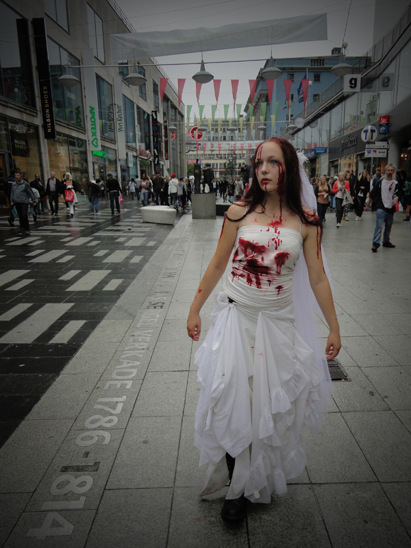 Zombie Photo 13 Zombie-Photo-13