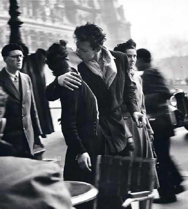 Image by Robert Doisneau - http://www.9ori.com/en/images/Robert-Doisneau.html
