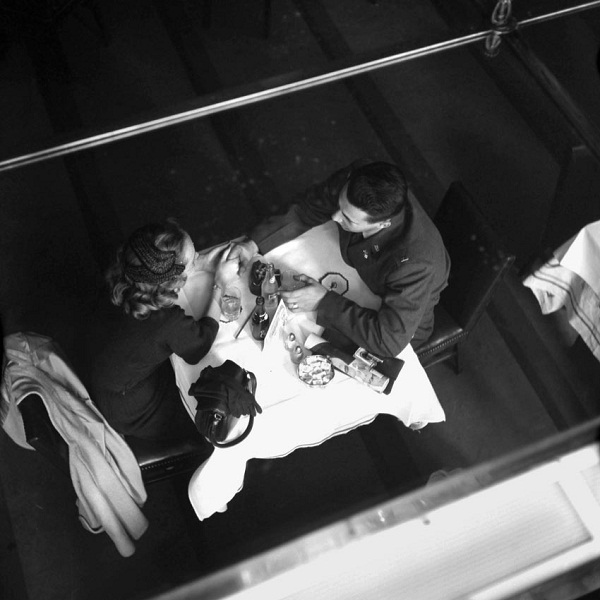 Image by Vivian Maier at http://www.vivianmaier.com/portfolios/