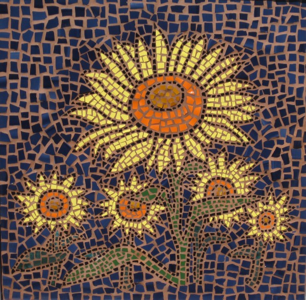 Mosaic tile art vs Pixel images