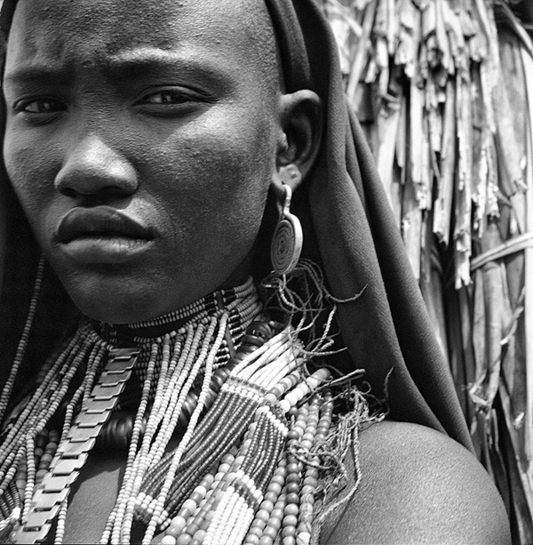 "Arbore, Ari and Banna Tribes" | Photography by Ralph Bennett Crignola "Arbore, Ari and Banna Tribes" | Photography by Ralph Bennett Crignola via YouTheDesigner
