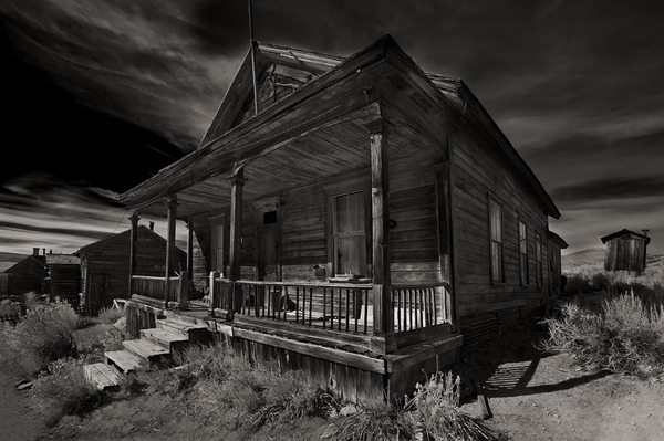 "BODIE" | Photography by Dhiren Babaria "BODIE" | Photography by Dhiren Babaria via YouTheDesigner