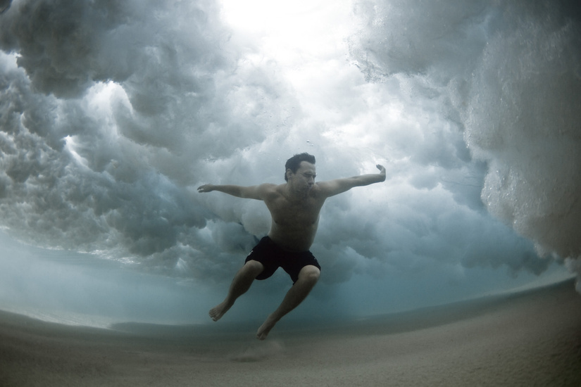 "Moment" | The Underwater Project by Mark Tipple "Moment" | The Underwater Project by Mark Tipple