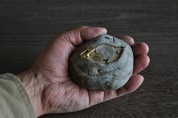 stone coin purse