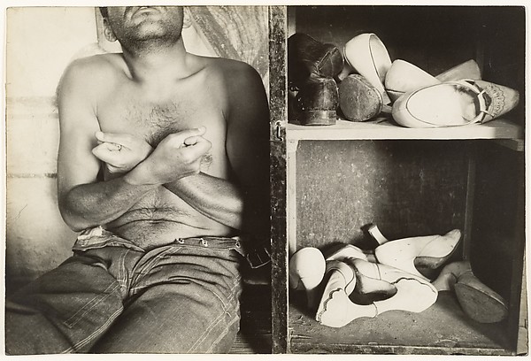 Henri-Cartier-Bresson-Santa-Clara-Mexico-1934