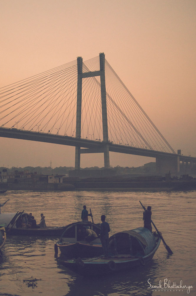 Sunset-boatmen-by-Samik-Bhattacharya
