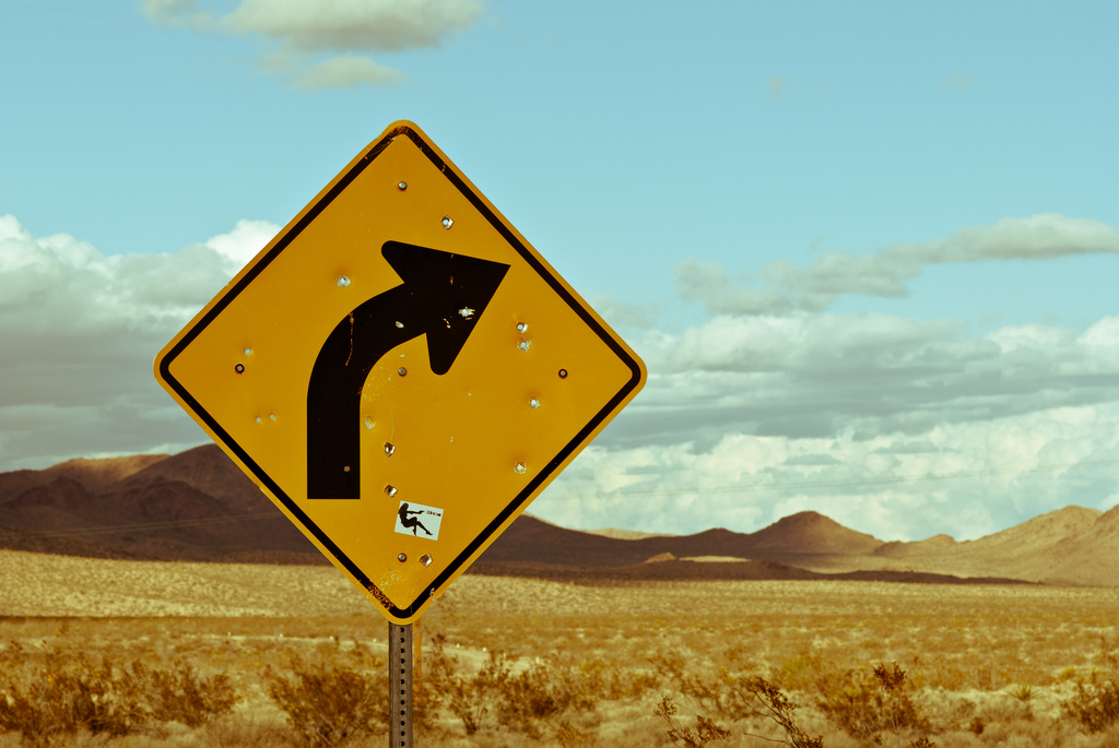 Hit to turn right