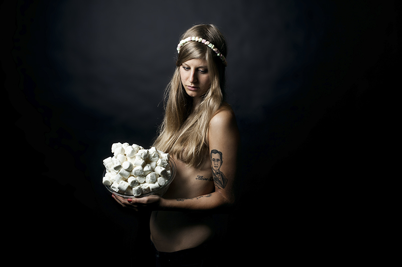 Photographer-Rebecca-Rutten-Contemporary-Pieces-002