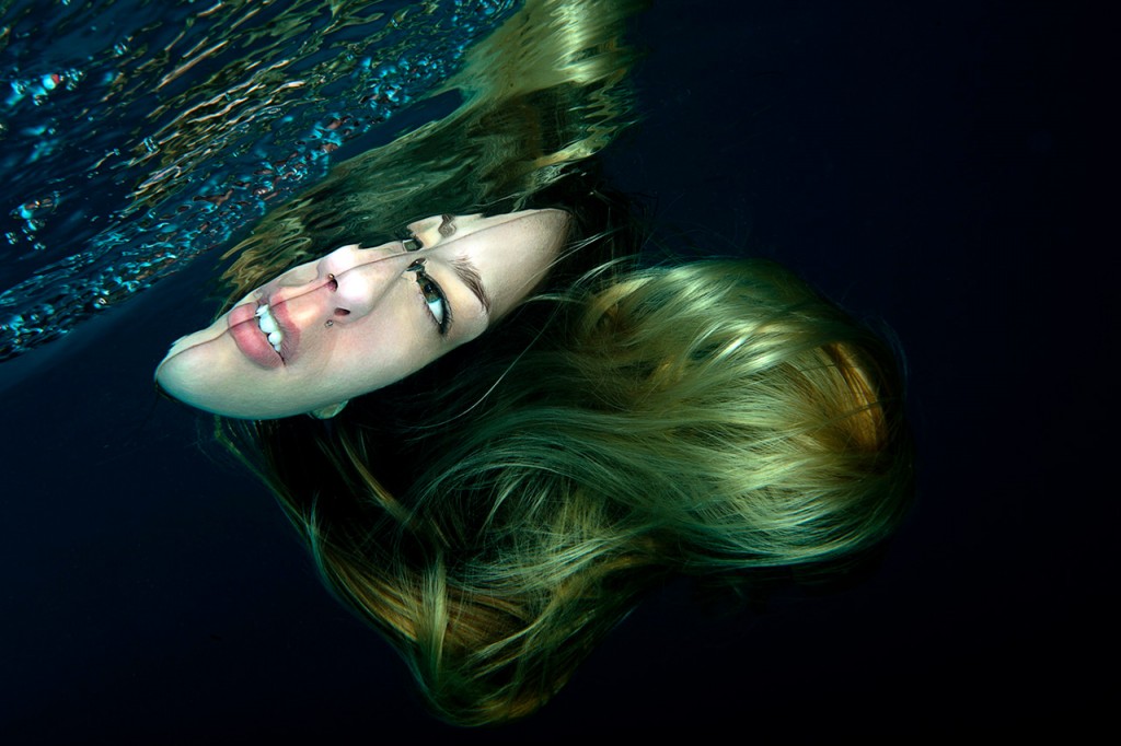 Unterwasser-Fotografie-Portrait-Haare-Diego-Gracia