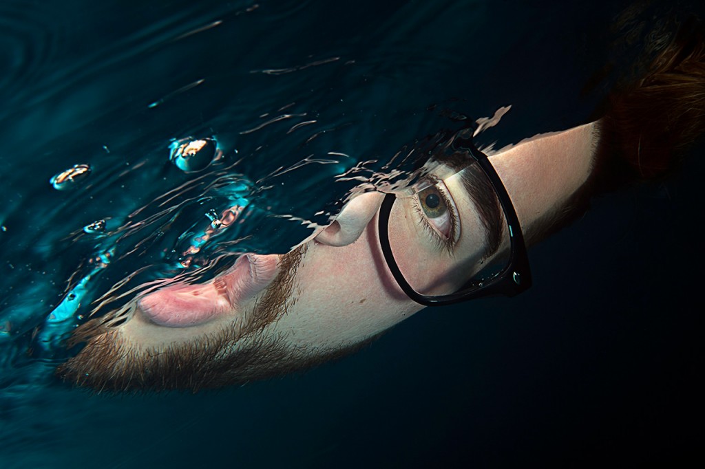 Unterwasser-Portrait-Fotografie-Model-Brille