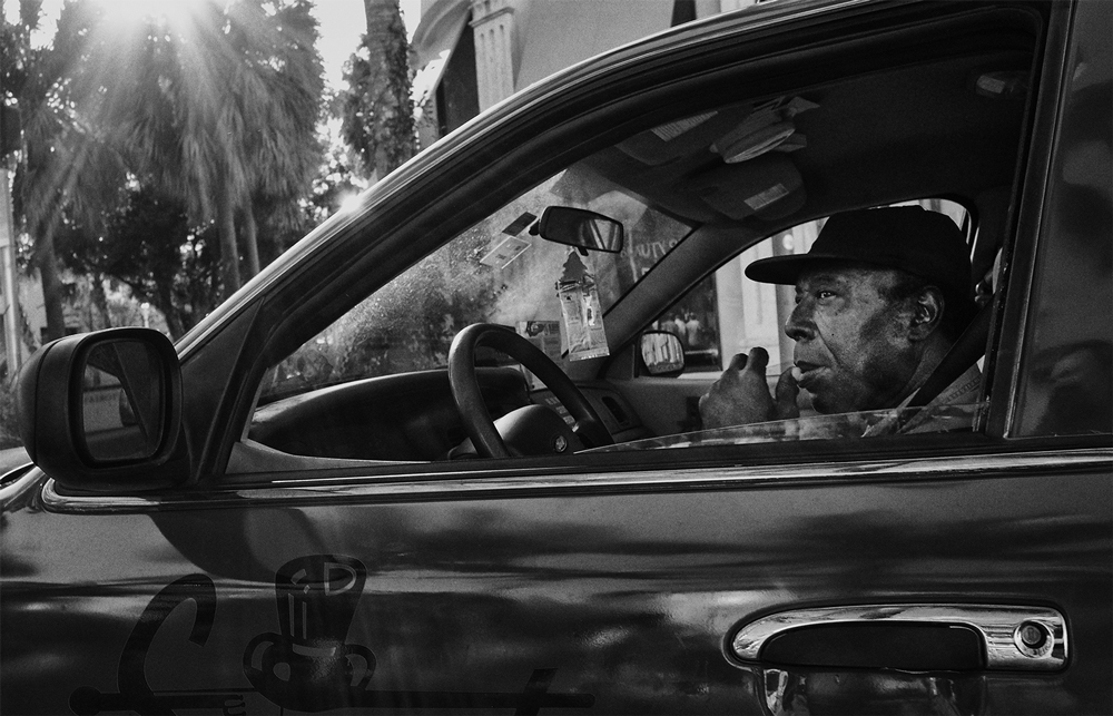 Le-Chauffeur-by-Tony-Liviero