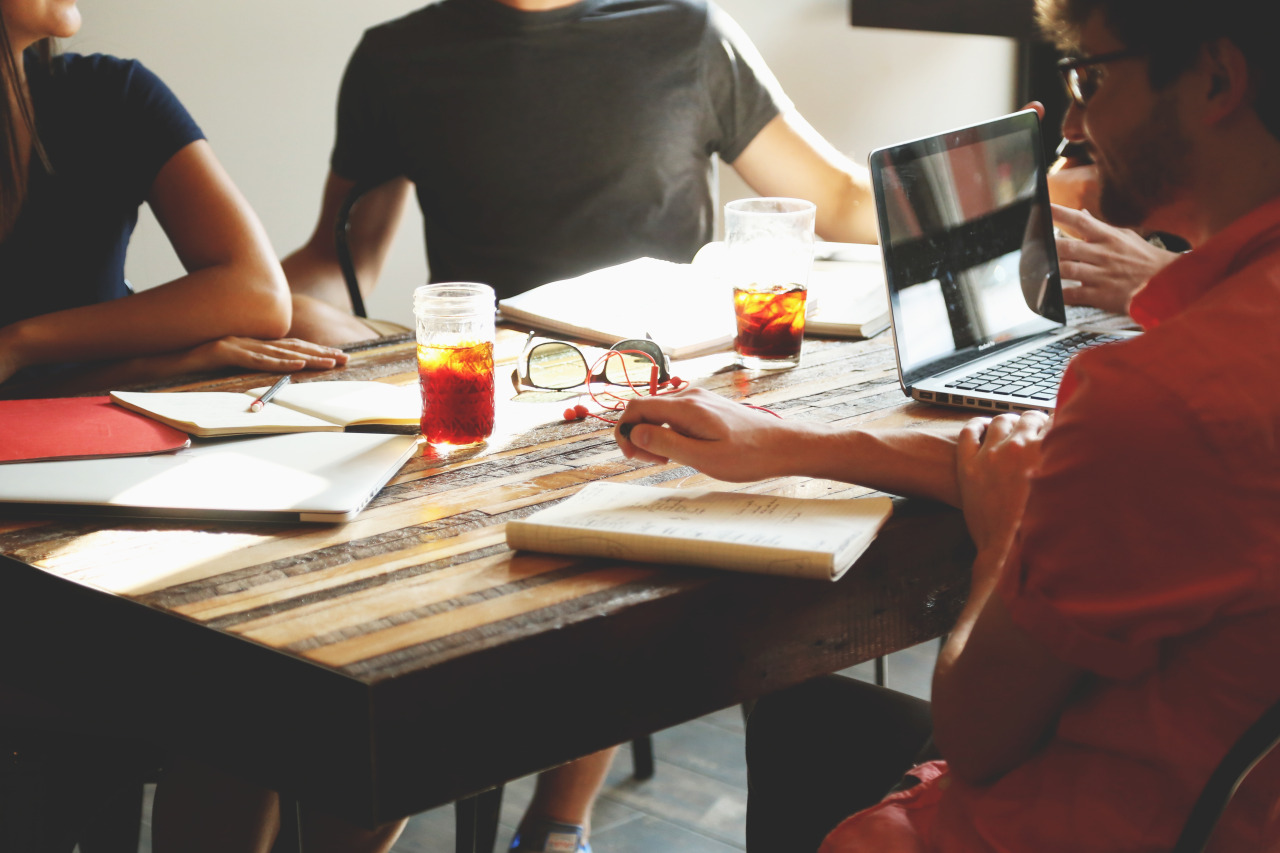 12 Things Every Newbie Freelance Designer Should Know - Meeting 12 Things Every Newbie Freelance Designer Should Know - meeting